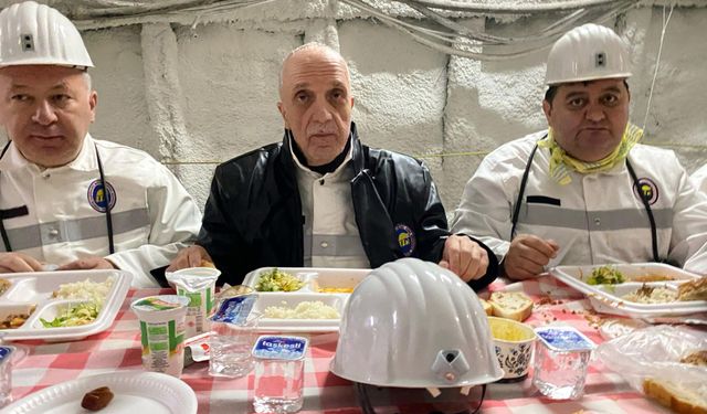 Ergün Atalay, madencilerin iftar sofrasına konuk oldu