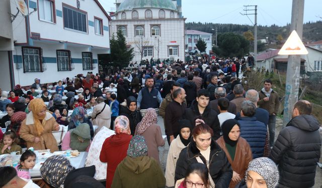 Ağasarlılar gurbette keşkek iftarıyla buluştular