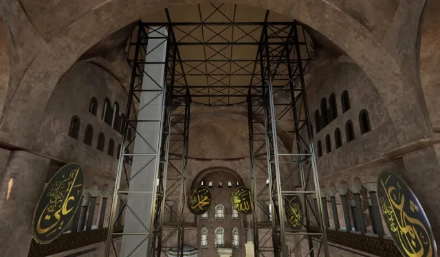 Ayasofya'nın ana kubbesi tarihi restorasyona alınıyor