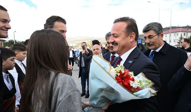 Ağıralioğlu Sivas'tan seslendi: Harcadıkları para sizin!