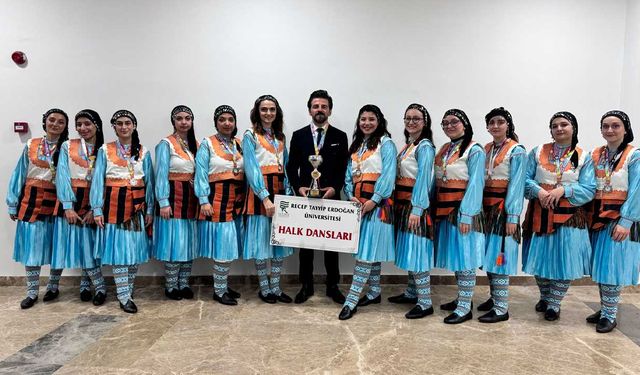 Recep Tayyip Erdoğan Üniversitesi, halk danslarında Türkiye ikincisi oldu