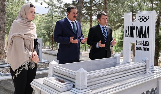 Amasya protokolünden Milli güreşçi Hamit Kaplan’a vefa ziyareti