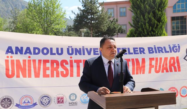 Anadolu Üniversiteleri Tanıtım Fuarı Amasya'da gerçekleşti
