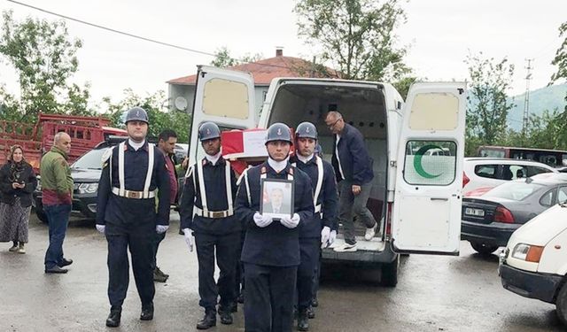 Uzman Çavuş Karagöz askeri törenle uğurlandı