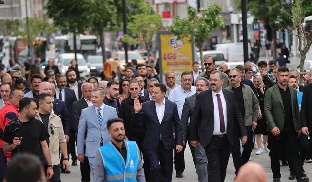 Ali Babacan, “Gençler mutsuz ve umutsuz”