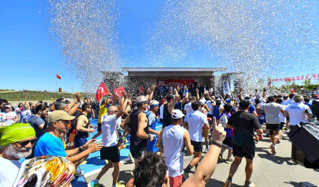 19 Mayıs Atatürk'ü Anma Gençlik ve Spor Bayramı Başkent'te şölene dönüştü!