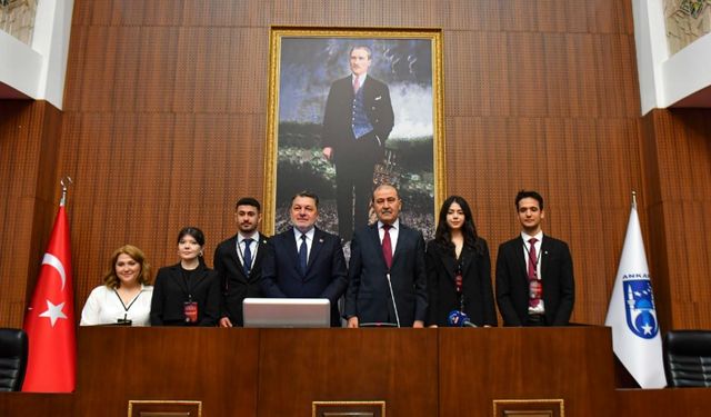 Ankara Büyükşehir Belediye Meclisi gençlere emanet edildi