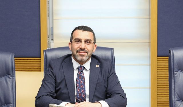 Kars Milletvekili Adem Çalkın, CHP Genel Başkanı Özgür Özel’e yönelik yapılan saldırıyı kınadı