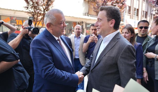 Deva Partisi lideri Babacan, Düzce TSO'yu ziyaret etti