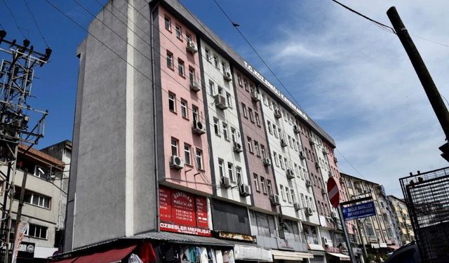Kaymakamlığın kullandığı belediye binası, SGK borcu için kabul edilmedi