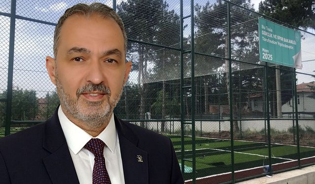 Atabey Belediyesinden 75. Yıl Ortaokuluna halı saha