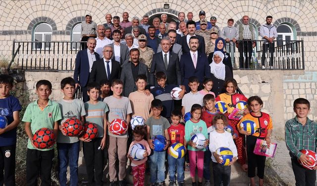 Mardin Valisi Akkoyun, Mazıdağı’nda vatandaşlarla buluştu
