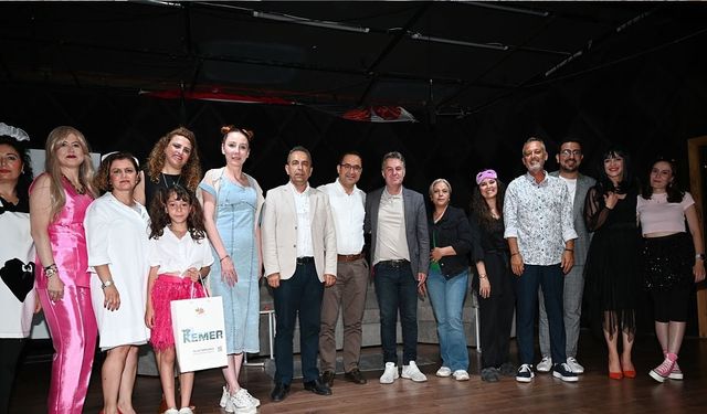 “Uyandığım Dünya” büyük alkış topladı