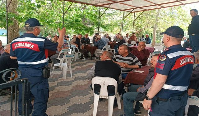 Sarıidris’te jandarmadan trafik güvenliği seferberliği