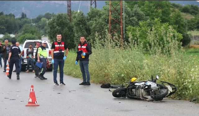 Serik'te trafik kazası: Motosiklet sürücüsü hayatını kaybetti
