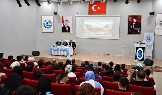 KAÜ'de "Türkiye Gürcistan İlişkileri" konulu panel düzenlendi