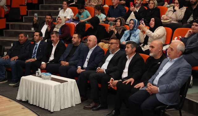 Darıca Karslılar Derneği, Âşık Maksut Feryâdî'nin konserinde buluştu