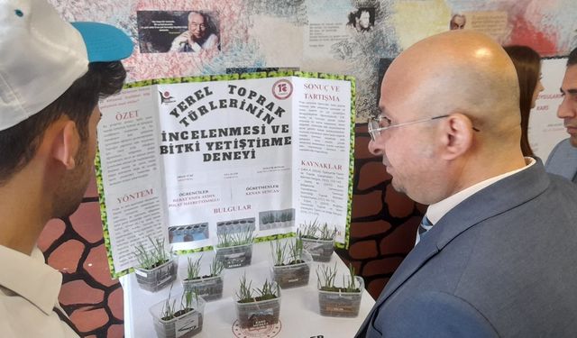 Kars'ta TÜBİTAK 4006-B Bilim Fuarı büyük ilgi gördü