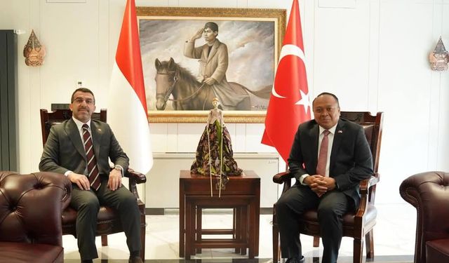 AK Parti Kars Milletvekili Adem Çalkın’dan Endonezya Büyükelçiliğine ziyaret