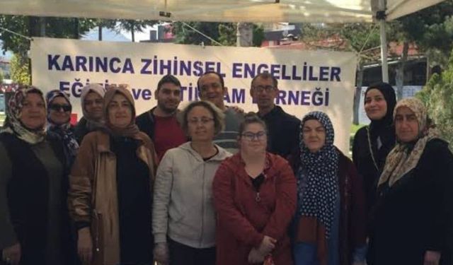 Isparta’da özel çocuklar yararına kermes