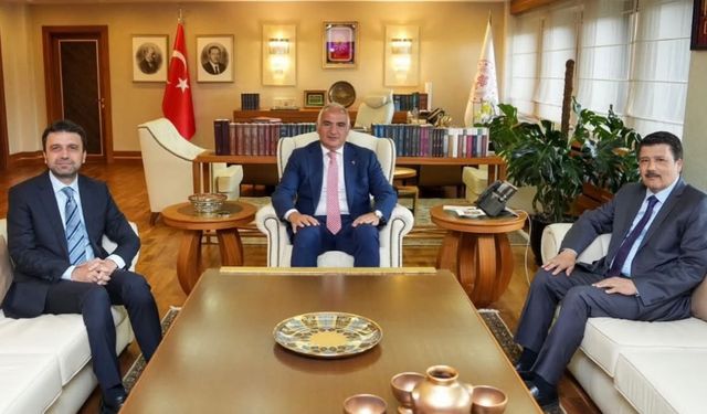 Kaş ve Kalkan’daki turizm belgesi sorunu Bakan Ersoy’a iletildi