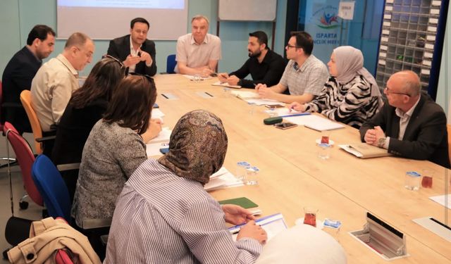 Isparta’da yurt hizmetleri masaya yatırıldı