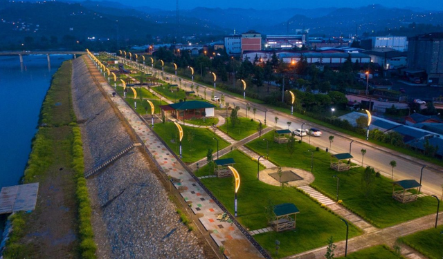 Melet küllerinden doğdu