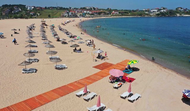 Muğla’da 8 plaj düzenlenerek ücretsiz halkın hizmetine sunuldu