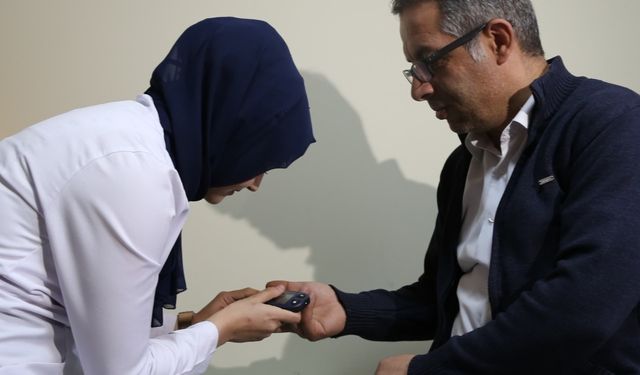 Sağlık-Sen'in verdiği mücadele ile aile sağlığı hemşire ve ebelerinin HYP mağduriyeti giderildi