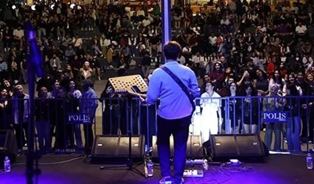 Denizli’de Gençlik Konserleri ile bayram coşkusu