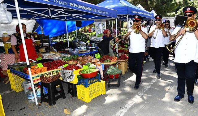 İzmir’de Dünya Çiftçiler Günü coşkusu yaşandı