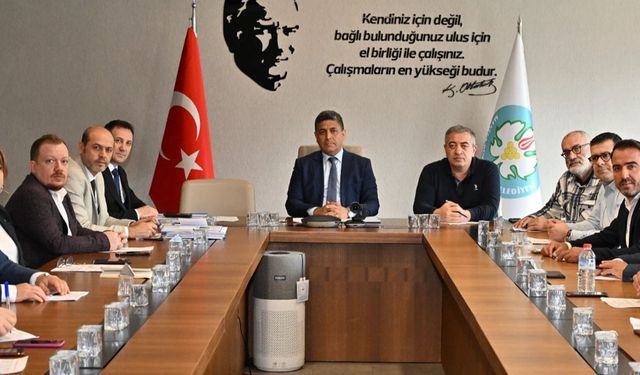 Manisa'da yeni encümen üyeleriyle ilk toplantı yapıldı