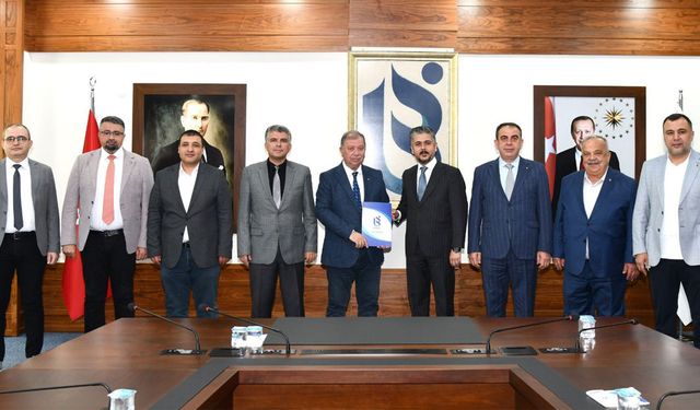 ISUBÜ ve ITSO, üniversite-sanayi iş birliğini güçlendirmek için protokol imzalandı