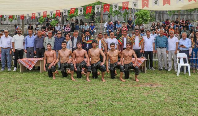 Toros’un Kaşifleri Üzümlü İlkokulu Yörük Şenliği coşkuyla kutlandı