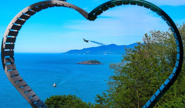 Solo Türk Giresun'u resmen büyüledi