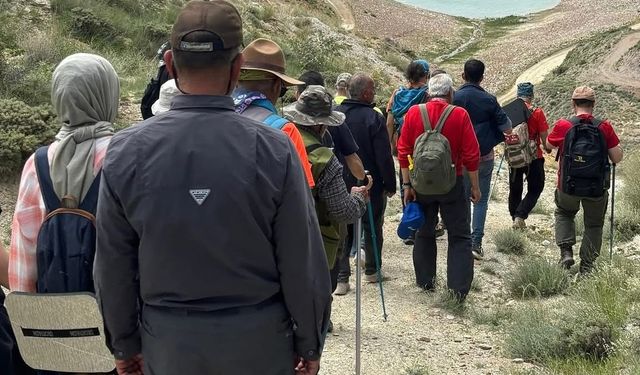 Karacaören’in saklı cenneti kanyon ve şelale büyüledi