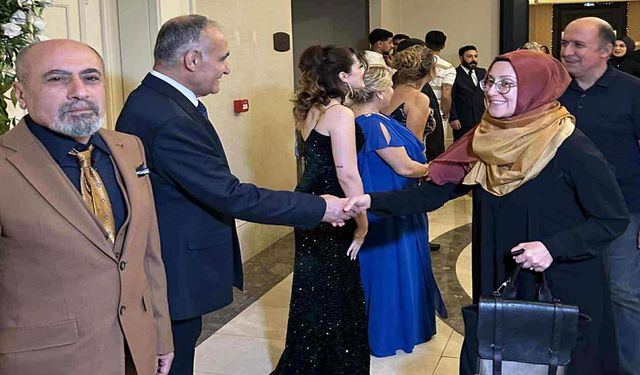 Isparta’nın sevilen ismi Vasfi Baran, Kızı Hazal Helin Baran’ı evlendirdi