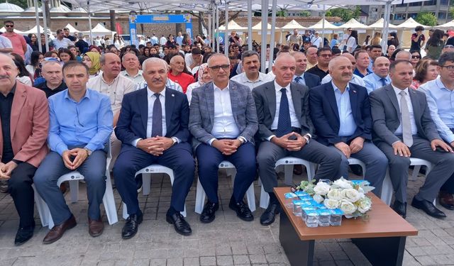 Geleceğini seç, mesleğini belirle: Gebze’de Eğitim ve İstihdam Fuarı açıldı