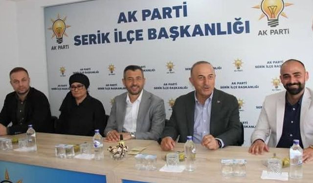 AK Parti, Antalya'da bayramlaşma töreni düzenlendi