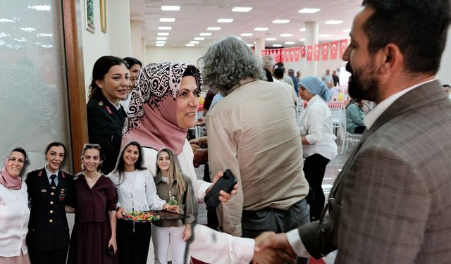 Başkan Sekmen’den bayramın ikinci gününde de gönül köprüsü