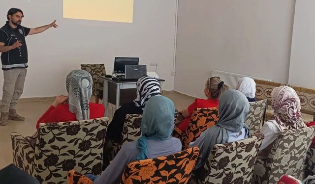 Vefa Konağı’ndaki kadınlara madde bağımlılığı anlatıldı