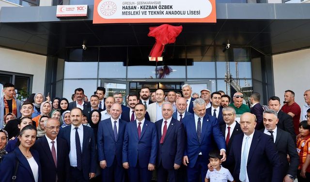 Dursun Aydın Özbek Şebinkarahisar'a okul yaptırdı