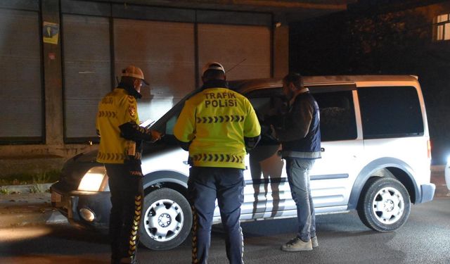 Kars’ta asayiş ve trafik denetimleri aralıksız sürüyor
