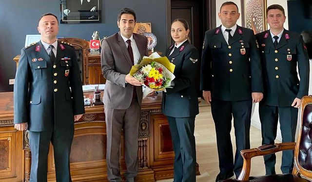 Kaymakam Enis Aslantatar jandarma personellerini makamında ağırladı
