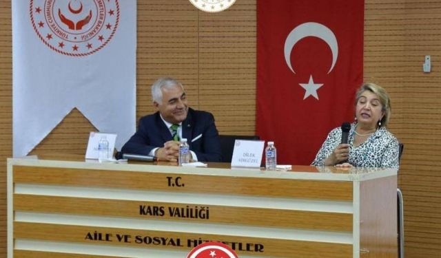 “İlham Veren Evlilik Hikayeleri” söyleşisinde 40 yıllık tecrübe genç çiftlerle buluştu