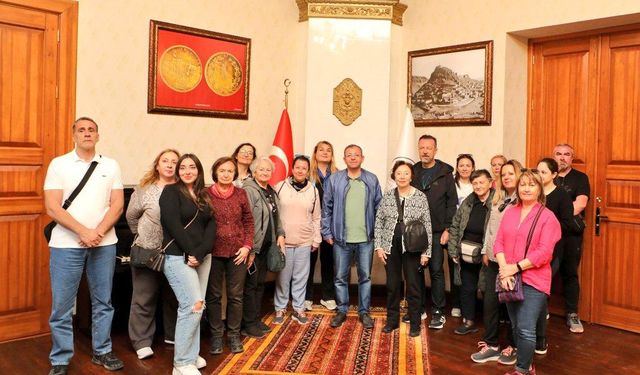 Kars Valisi Ziya Polat’tan misafirlere sıcak karşılama ve tarihi tanıtım