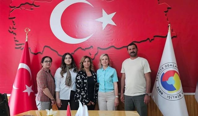 TOBB Kars Kadın Girişimciler Kurulu’ndan Türk Kızılay’ına destek