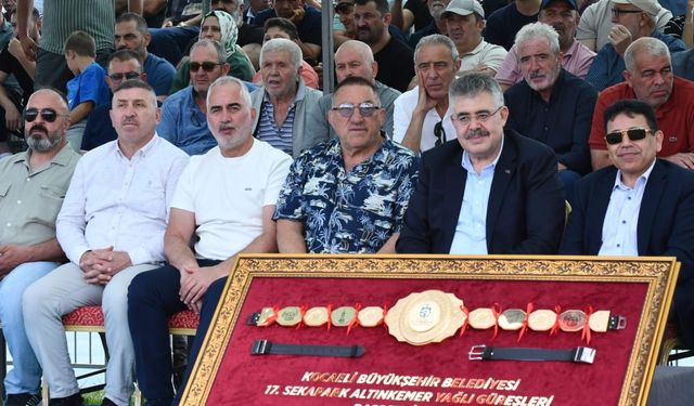 Veysel Tipioğlu, Sekapark Er Meydanı’nda pehlivanlarla buluştu