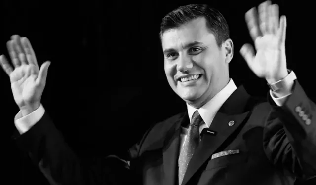 CHP, Ferdi Zeyrek’in vefatı nedeniyle Avcılar mitingini erteledi