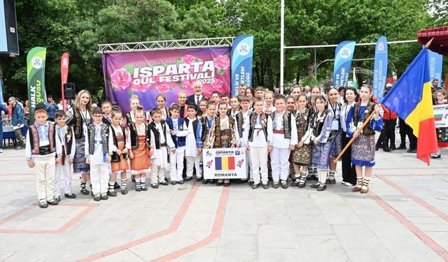 Isparta Gül Festivali sporla taçlandı